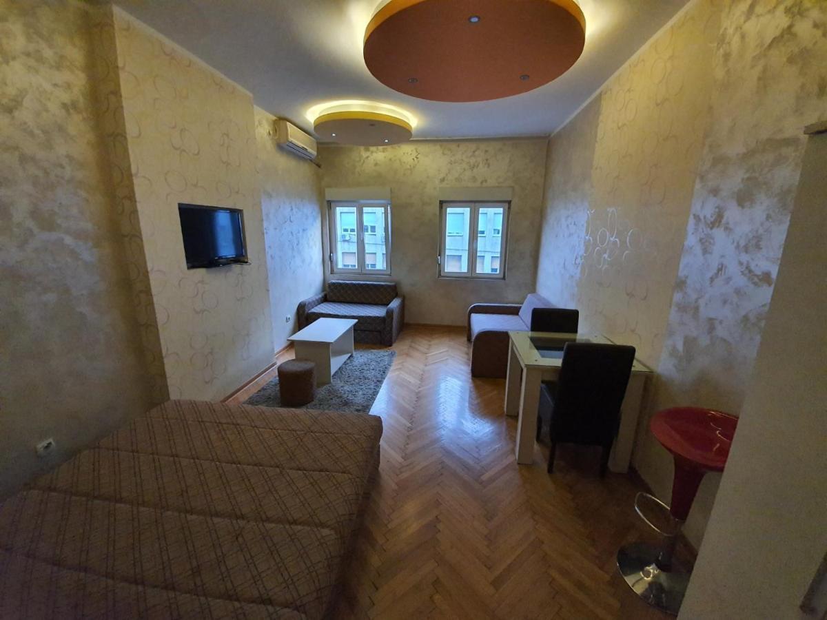 Stay In Apartments Белград Екстериор снимка