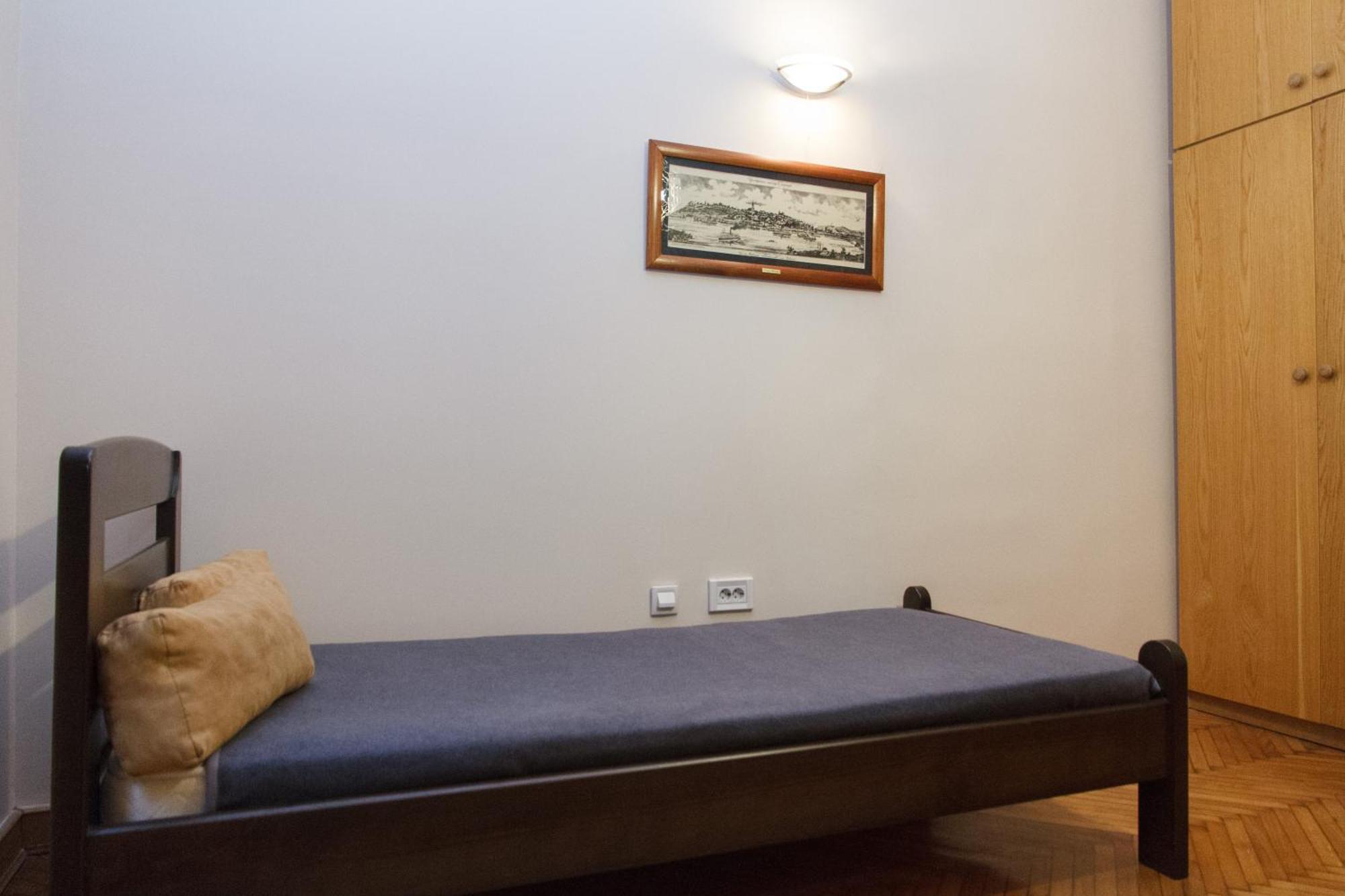 Stay In Apartments Белград Стая снимка